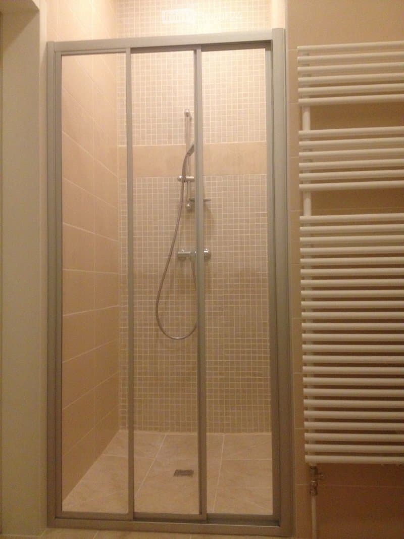 Petit appartement meublé à Sainte-Croix (3)