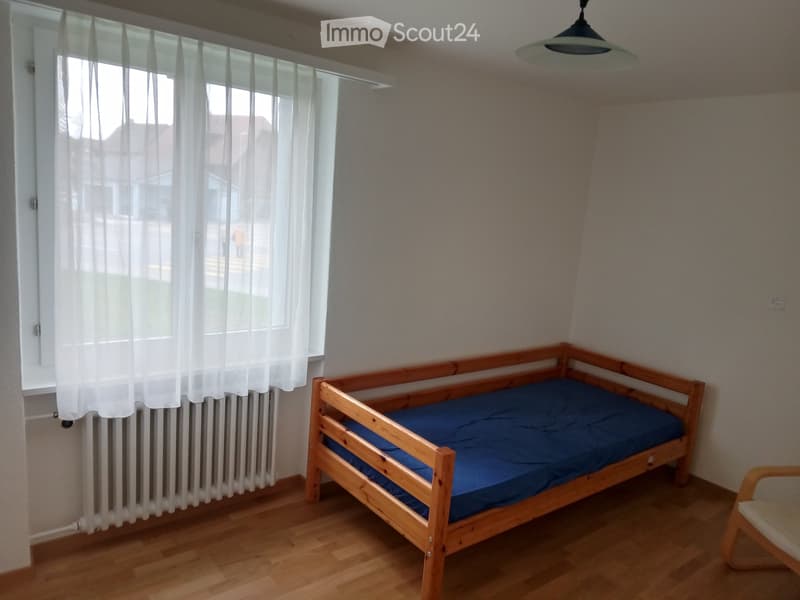 Männlicher Mitbewohner für 3,5 Zimmer Wohnung wird gesucht (1)