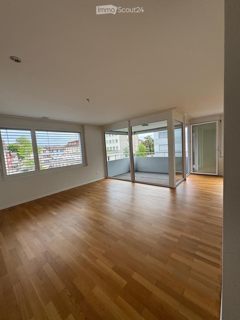 3.5-Zimmer-Wohnung mit Garagenplatz in Kreuzlingen ab 01.11. (1)