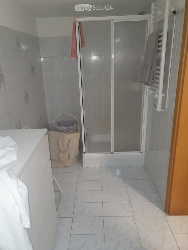 Affittasi appartamento. 2.5 locali (2)