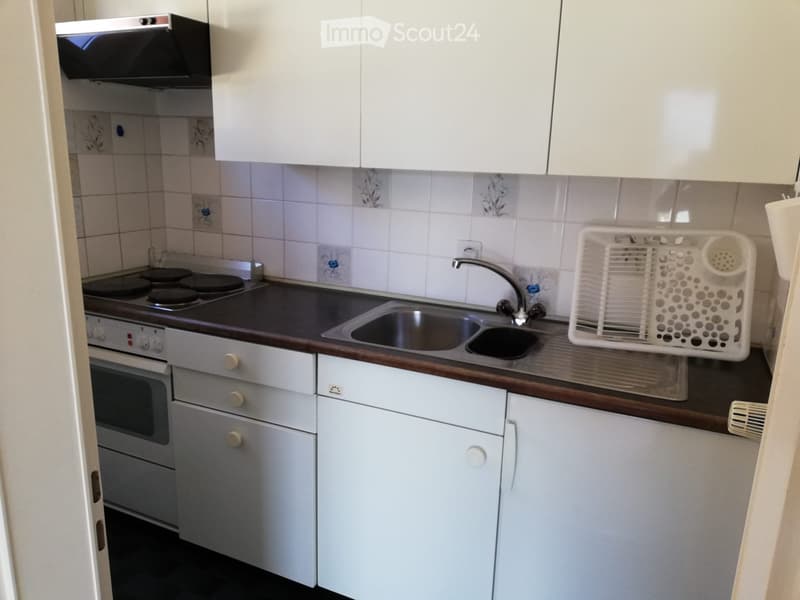 Affittasi 2,5 locali, centro di Minusio con vista lago (2)