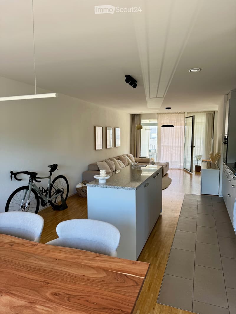 Helle 3.5-Zimmer-Wohnung mit grosser Loggia & PP in Muri AG (1)