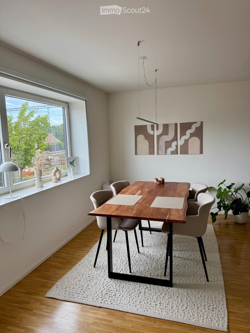 Helle 3.5-Zimmer-Wohnung mit grosser Loggia & PP in Muri AG (3)