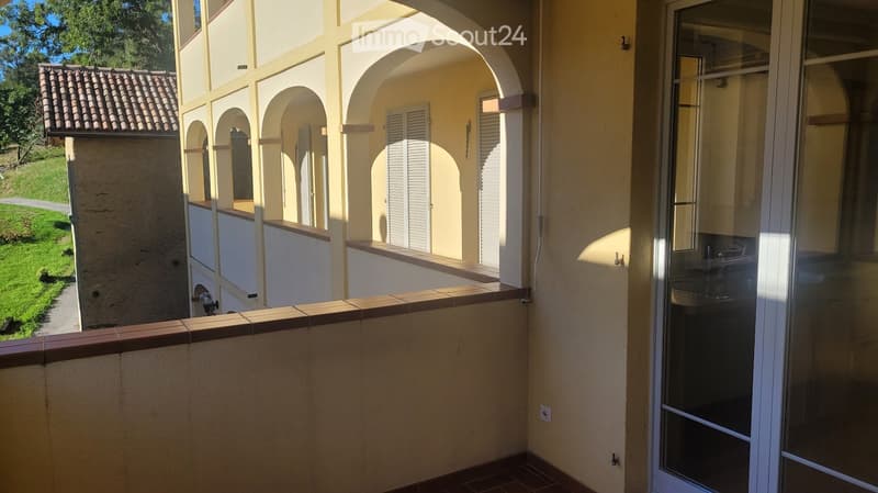 Affittasi AGRA luminoso 4.5 locali (4)