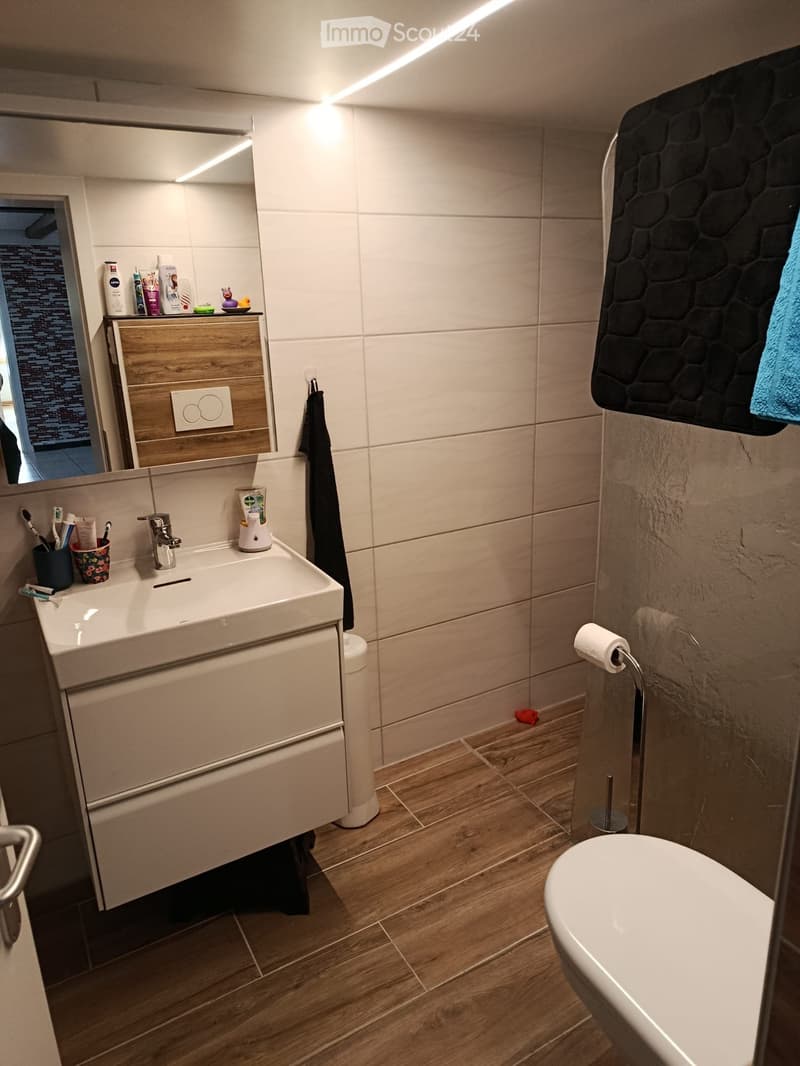 Preiswerte 4.5-Zimmerwohnung per 1.12.2026 zu vermieten (3)