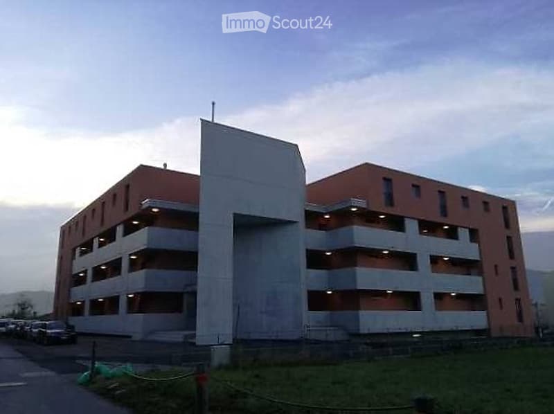 Affittasi appartamento 4,5 locali duplex nuovo a Stabio (2)