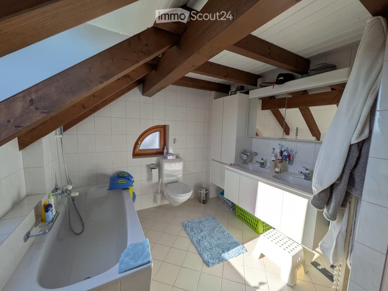 Maisonette mit traumhafter Seesicht-- Nur per 1.Dezember (2)