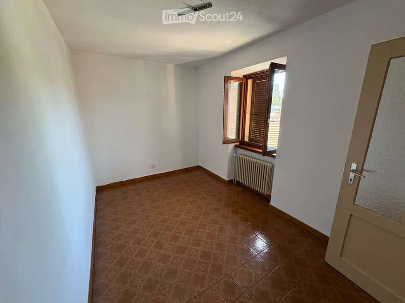 Affittasi appartamento 4.5 (3)