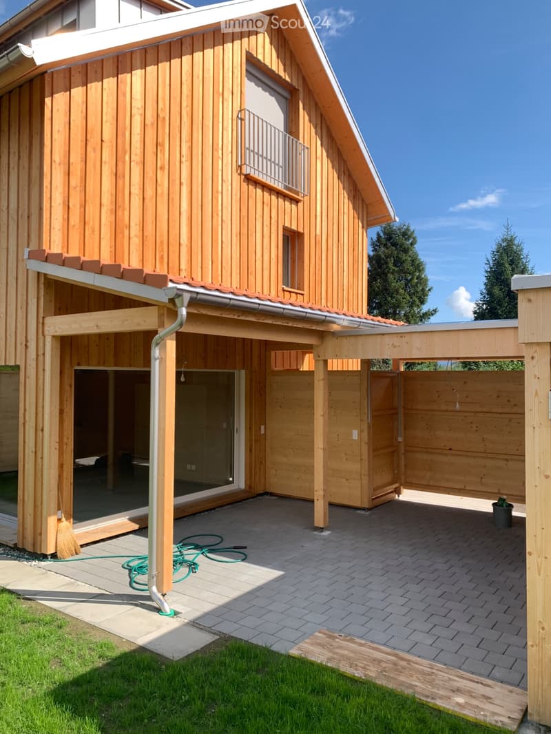Neues Reihenhaus per sofort zu vermieten (1)