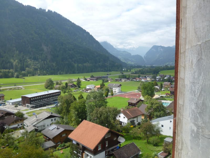 Ruhige 2.5 Zi.-Wohnung mit Aussicht in 7220 Schiers (1)