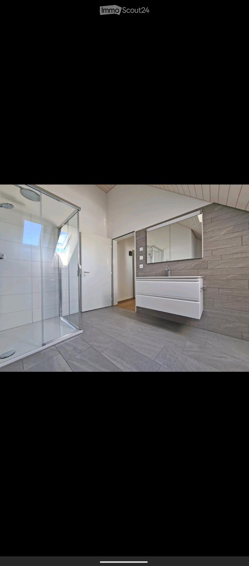 Befristet+Möbliert: Stilvolle Wohnung mit hohem Dach (4)