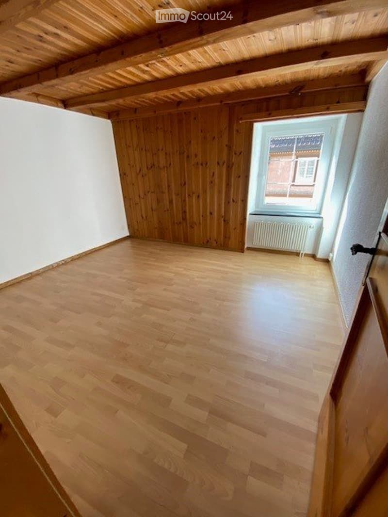 3.5-Zimmer Wohnung mit origineller Raumaufteilung im 2.Stock (3)