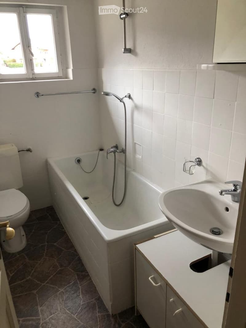 3 1/2 Zimmerwohnung zu mieten in Salgesch (5)