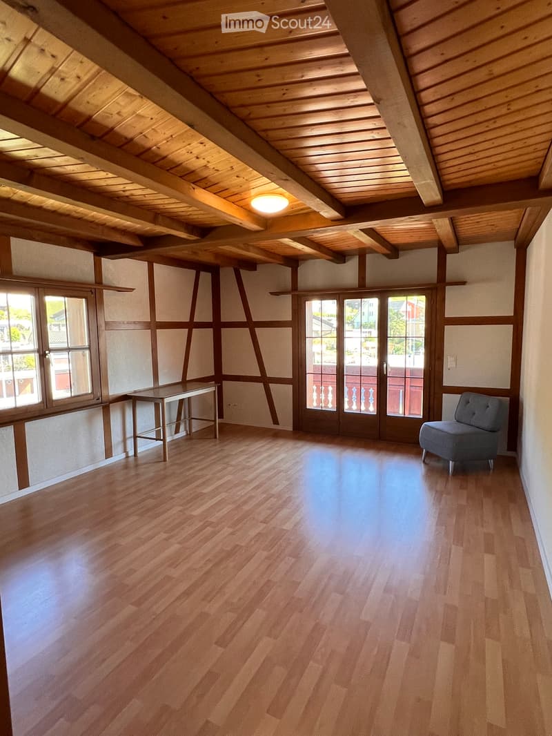 Grosses WG Zimmer mit Balkon (3)