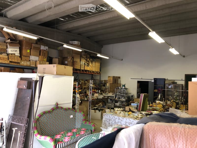 Affittasi locale di 140 m2 a Mezzovico (1)