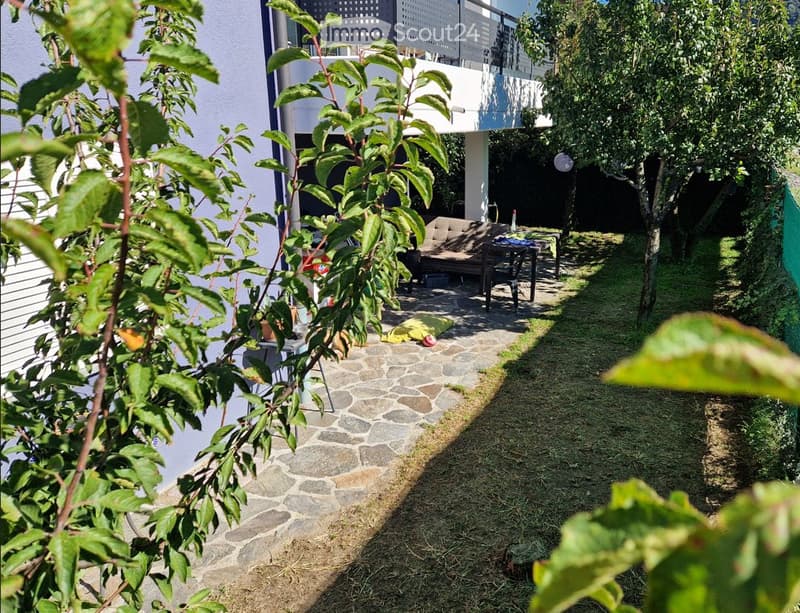 Appartamento con giardino (1)