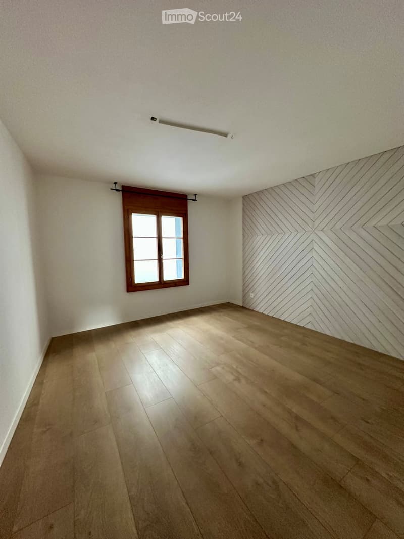 "Charmante 3.5-Zimmer-Altbauwohnung sofort verfügbar" (5)