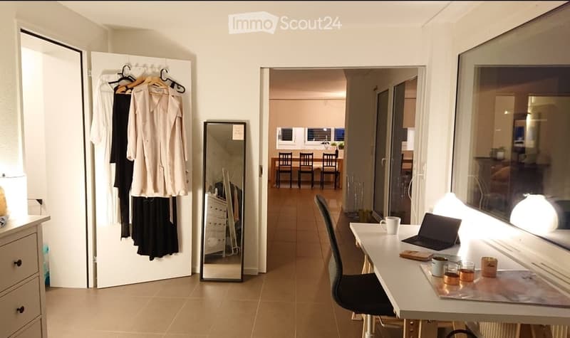 Loftstyle 2.5 Zimmer mit Garten an zentraler Lage (2)