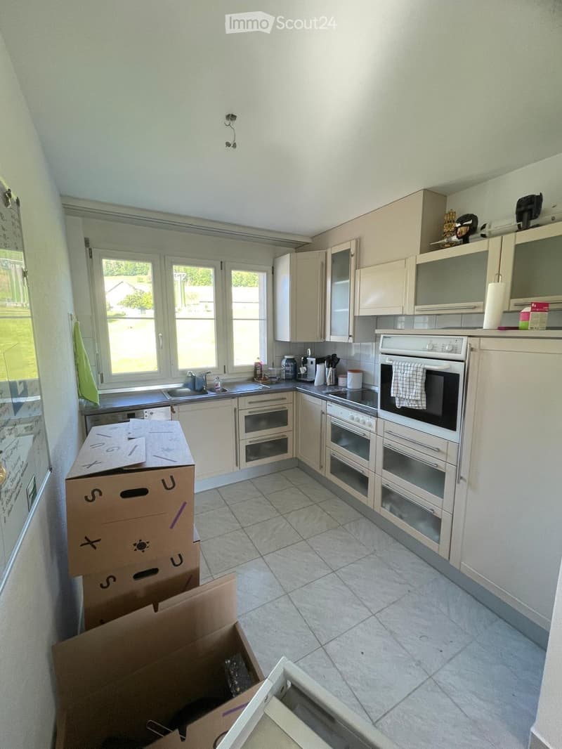 Helle 3,5 Zimmer Wohnung (5)