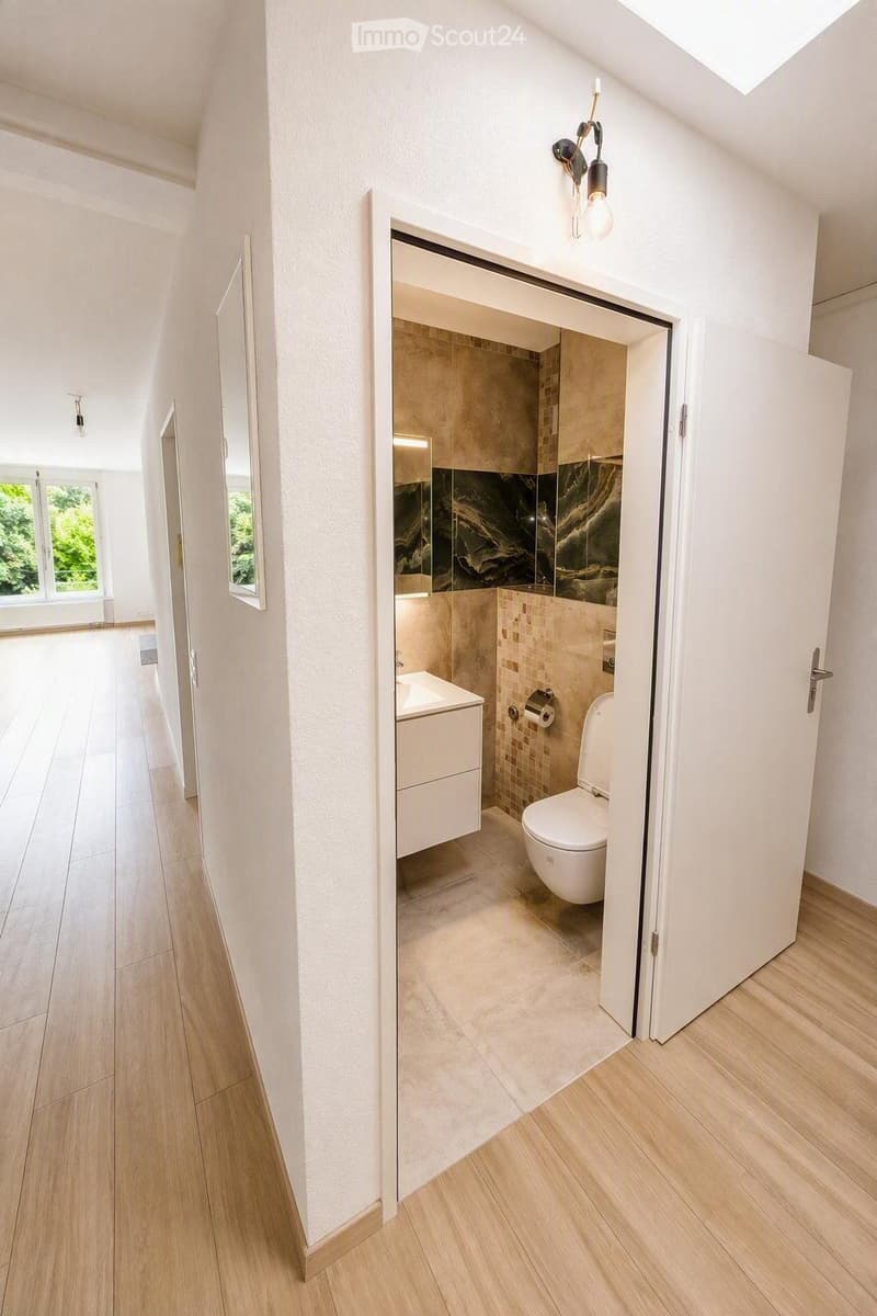 KOMPLETT RENOVIERTE 3.5-Zimmer-Wohnung (5)