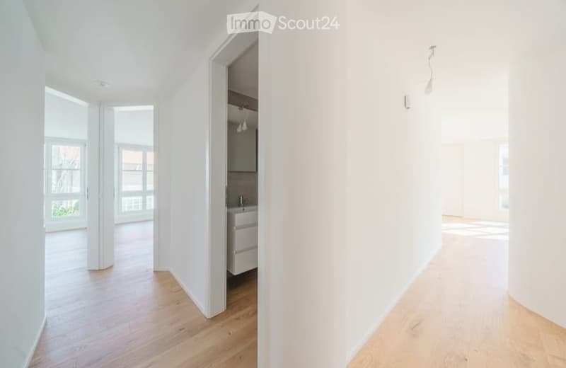 4,5 Zimmer Wohnung mit Garten (3)