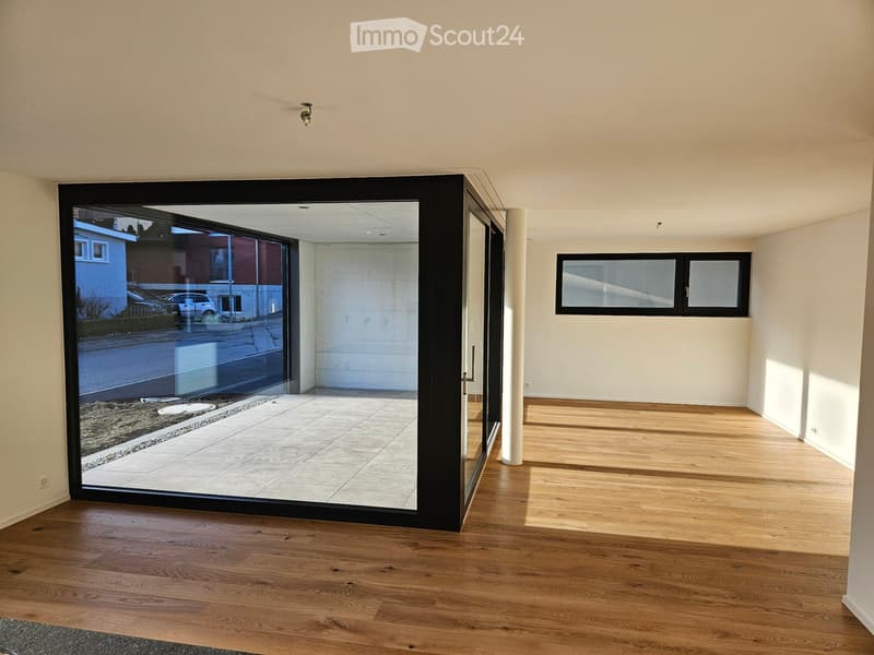 Moderne 4.5-Zimmer-Neubauwohnung mit grosser Loggia-Terasse (3)