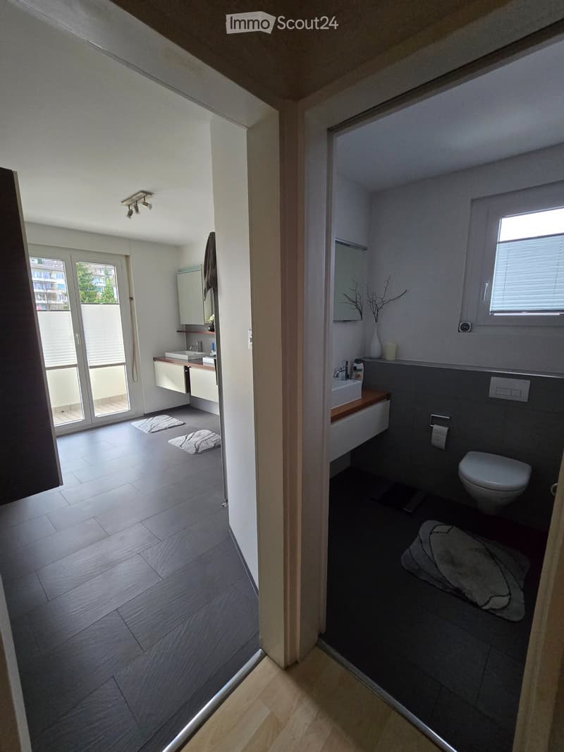 Sonnige 6-Zimmer Wohnung in gepflegtem, ruhigem Haus (5)