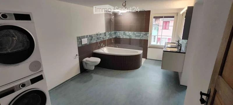 grosszügiges 6.5 Zimmer Altstadthaus mit Garten (4)