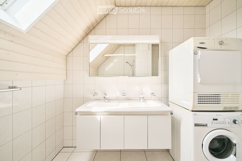 Charmante 2,5-Zimmer-Wohnung in Fischbach (4)