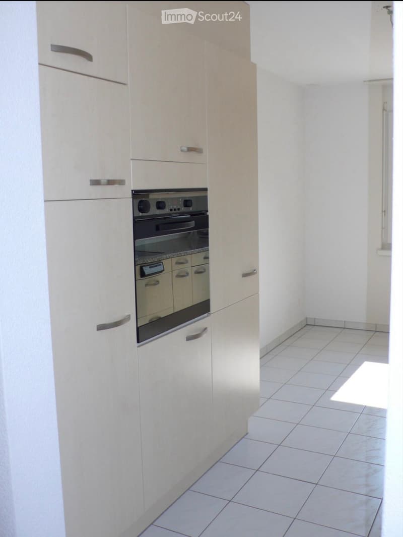 Attraktive helle, Familien freundliche Wohnung im Grünen. (2)