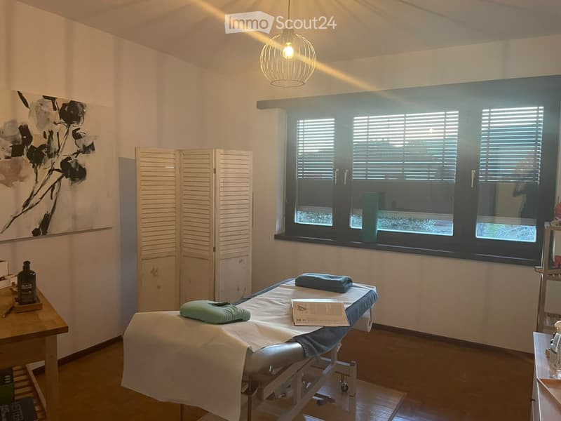locale commerciale attività benessere/massaggi (3)