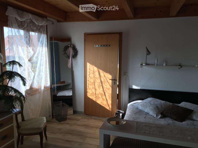 WG Zimmer im Paradisli (2)