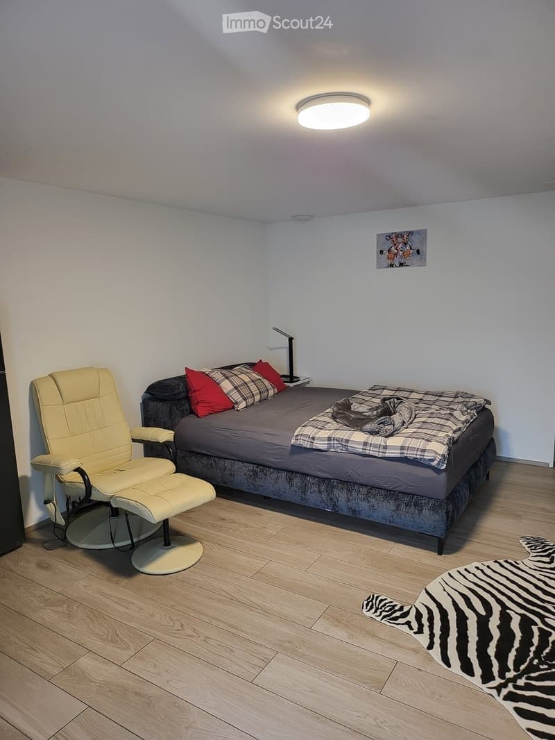 Top-Apartment, Steuerdomizil, Sitzplatz, und Waschmaschine. (2)