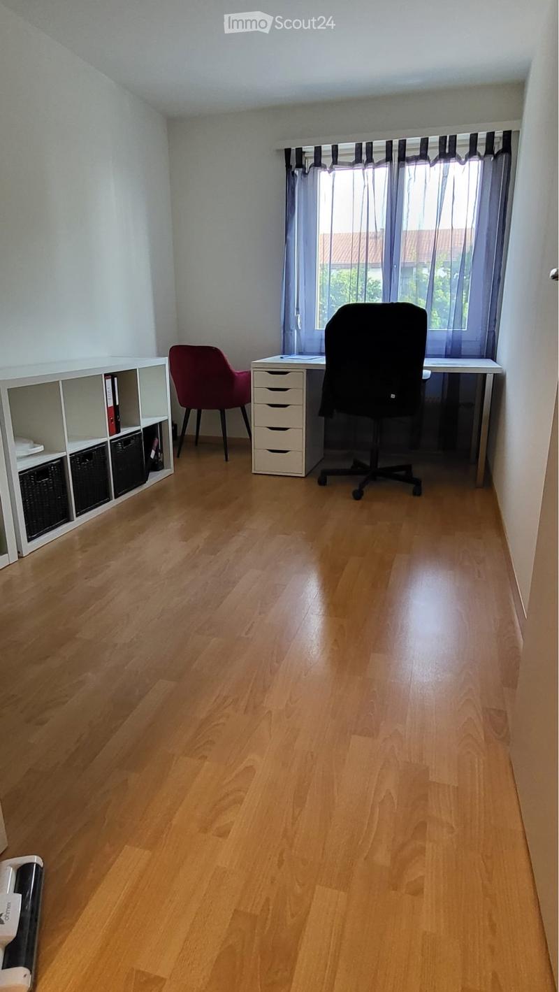 Nachmieter gesucht für 3.5 Zimmer Wohnung (3)