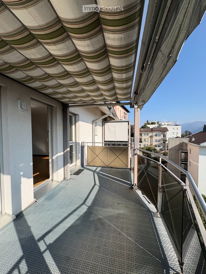 Subentrante x Attico duplex con terrazza sul lago (4)