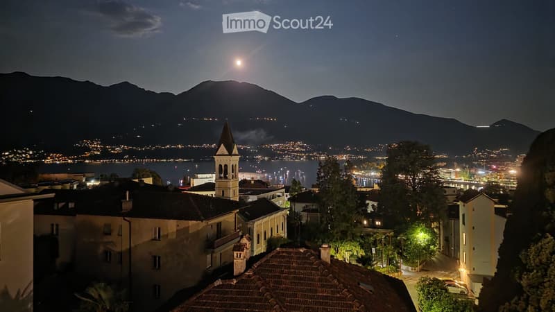Subentrante x Attico duplex con terrazza sul lago (1)