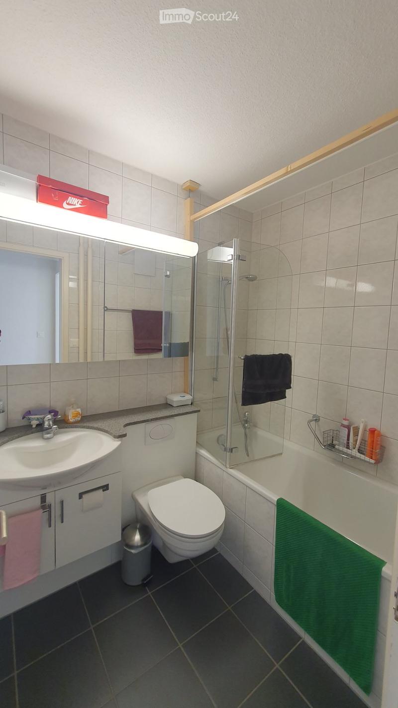WG-Zimmer in 2er WG nahe Thun Stadtzentrum (5)