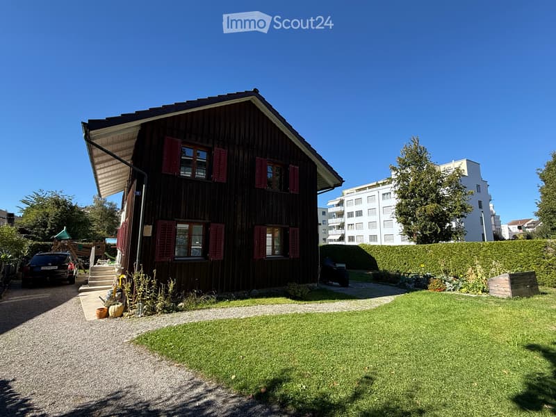 Charmantes 6.5-Zimmer-Haus (1)