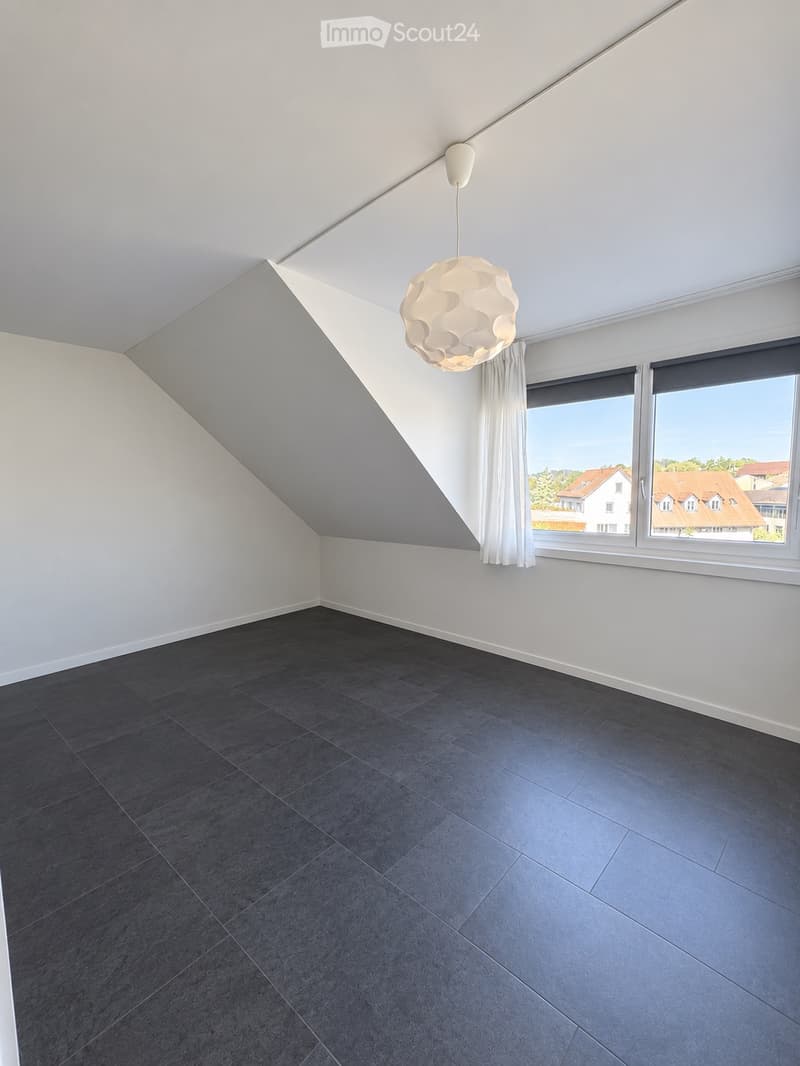 4.5 Zimmer Wohnung mit zusätzlichem Dachboden (4)
