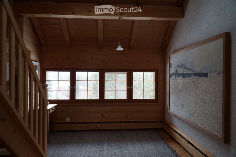 Freundliche Dachwohnung in Bauernhaus (4)