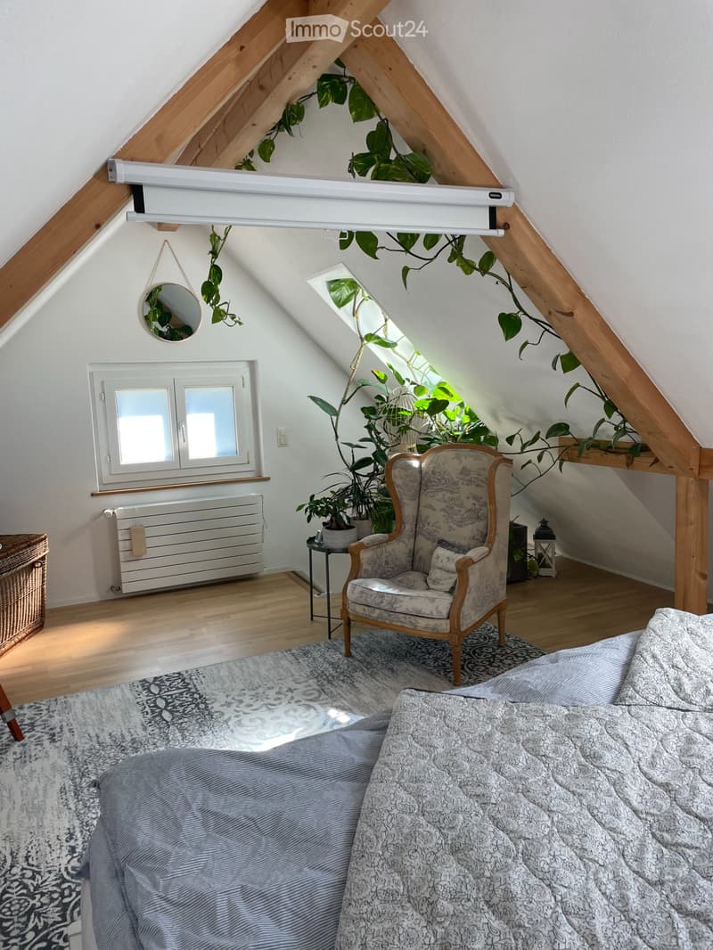 BEFRISTET: Möblierte 4.5-Zimmer-Maisonette mit Aareblick (5)