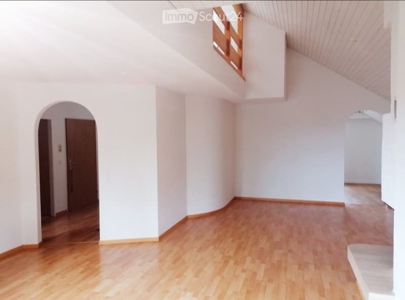 Lichtdurchflutete 5.5 Zimmer Maisonette Wohnung in St.Gallen (1)