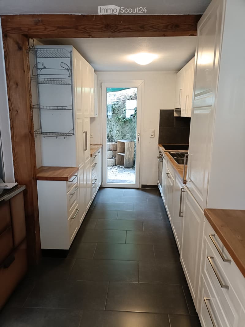 Nachmieten für 3.5-Zimmer Wohnung in Mastrils GR (2)