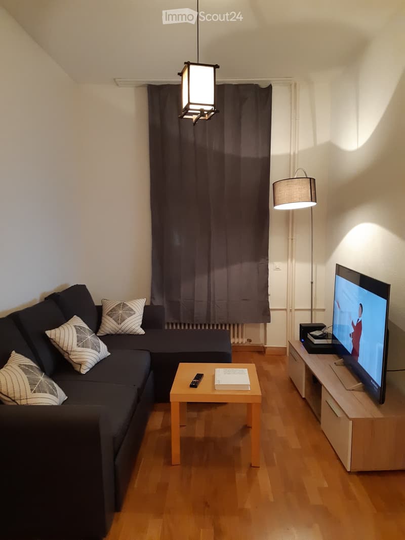 Rent a 2 ½ rooms apartment in Zürich Wiedikon (2)