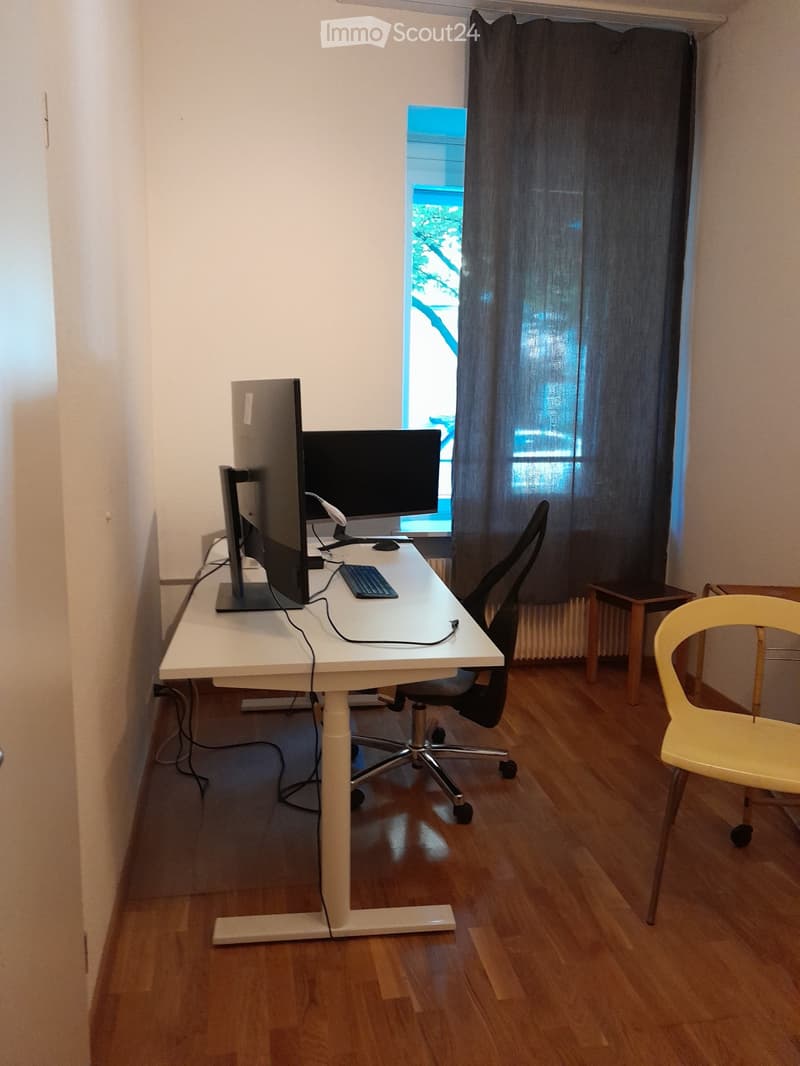 Rent a 2 ½ rooms apartment in Zürich Wiedikon (1)