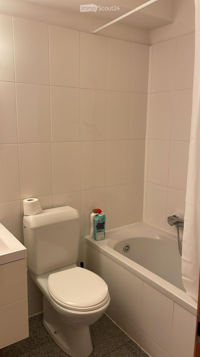 Camera singola con bagno (3)
