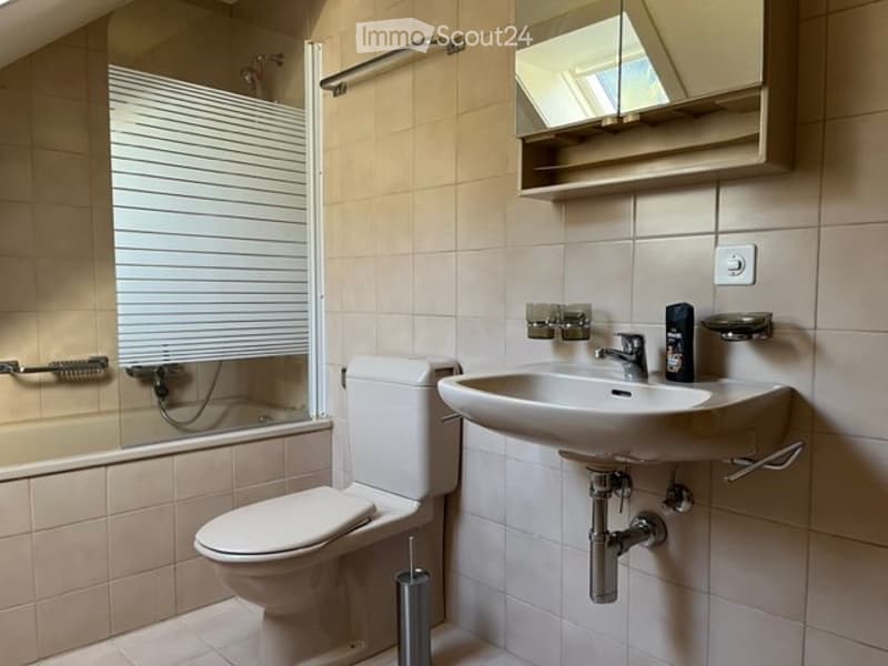 Originelle 2,5-Zimmer- Wohnung - 101 m2 (5)