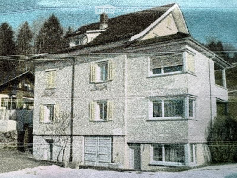Charmante Altbau-Wohnung (1)