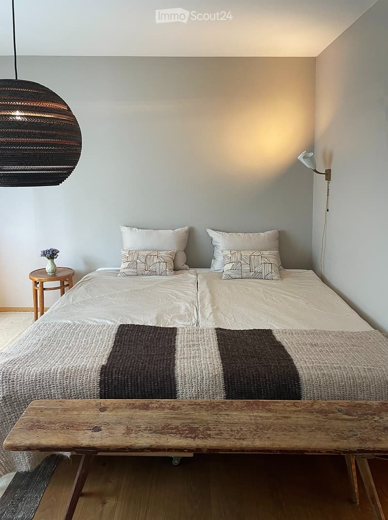 Wunderschöne vollständig 2.5-Zimmer-Wohnung mit Garten (5)