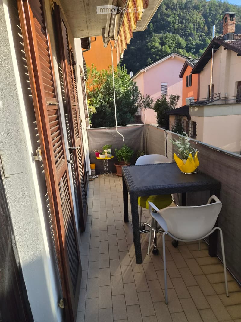 2 appartamenti di 4 locali in una casa (2)